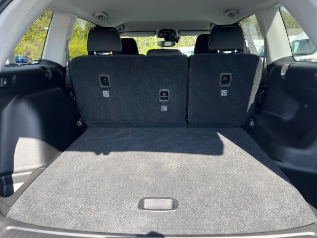 2023 Jeep Grand Cherokee Laredo 4x4