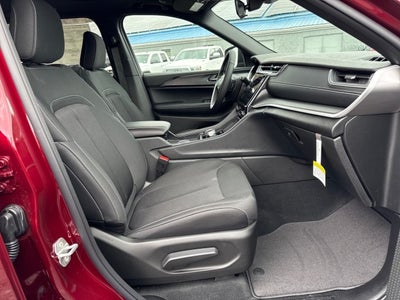 2026 Jeep Grand Cherokee GRAND CHEROKEE LAREDO X 4X4