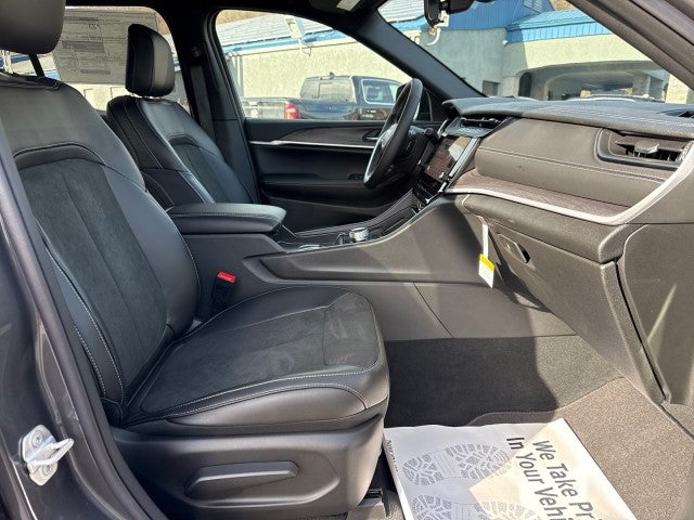 2026 Jeep Grand Cherokee GRAND CHEROKEE ALTITUDE 4X4