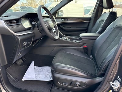 2026 Jeep Grand Cherokee GRAND CHEROKEE ALTITUDE 4X4