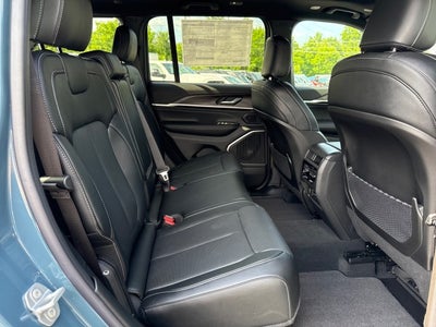 2026 Jeep Grand Cherokee GRAND CHEROKEE LIMITED RESERVE 4X4