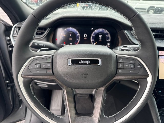 2027 Jeep Grand Cherokee GRAND CHEROKEE LIMITED 4X4
