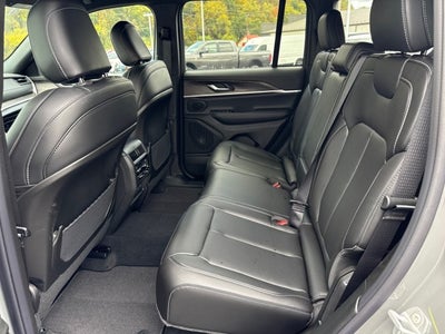2027 Jeep Grand Cherokee GRAND CHEROKEE LIMITED 4X4
