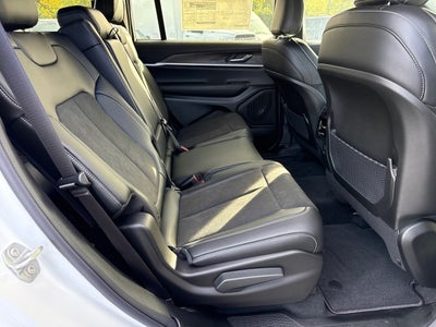 2026 Jeep Grand Cherokee GRAND CHEROKEE L LAREDO ALTITUDE 4X4
