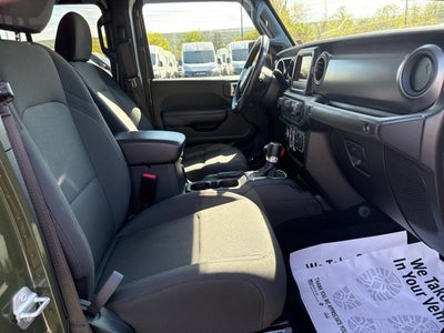 2022 Jeep Gladiator Sport S 4x4