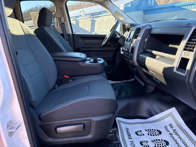 2023 RAM 1500 Classic Tradesman Quad Cab 4x4 6'4' Box