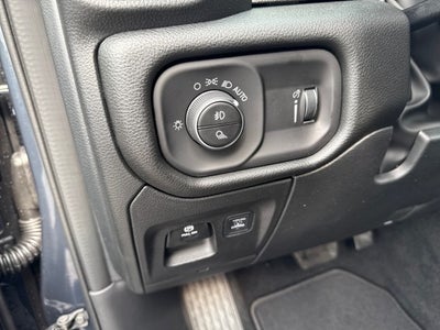 2027 RAM Ram 1500 RAM 1500 EXPRESS CREW CAB 4X4 5'7' BOX
