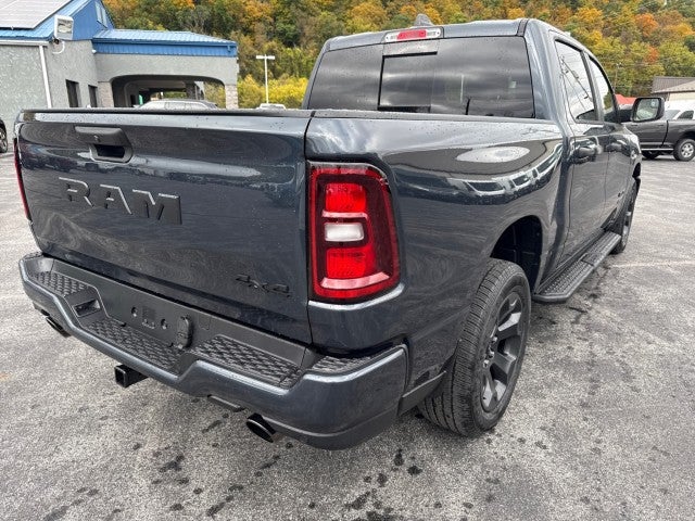 2027 RAM Ram 1500 RAM 1500 EXPRESS CREW CAB 4X4 5'7' BOX
