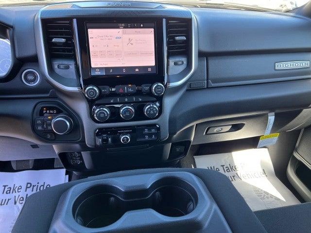 2025 RAM 1500 Big Horn Crew Cab 4x4 6'4' Box