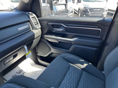 2025 RAM 1500 Big Horn Crew Cab 4x4 6'4' Box