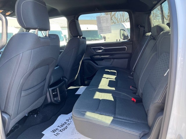 2025 RAM 1500 Big Horn Crew Cab 4x4 6'4' Box