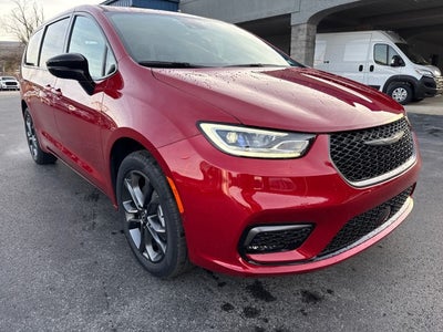 2026 Chrysler Pacifica PACIFICA SELECT AWD