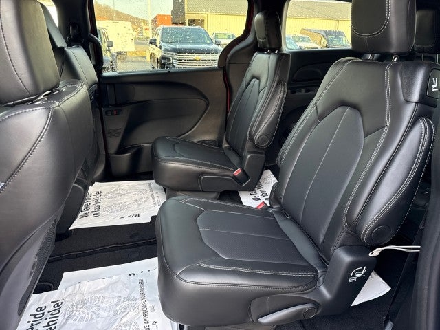 2026 Chrysler Pacifica PACIFICA SELECT AWD