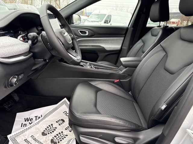 2026 Jeep Compass COMPASS LATITUDE 4X4