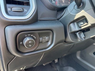 2020 RAM 2500 Big Horn Crew Cab 4x4 6'4' Box
