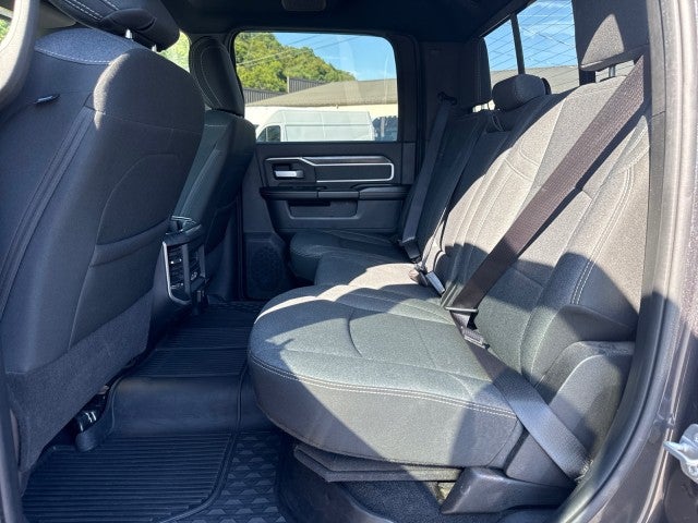 2020 RAM 2500 Big Horn Crew Cab 4x4 6'4' Box