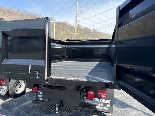 2024 RAM 5500 Chassis Tradesman/SLT