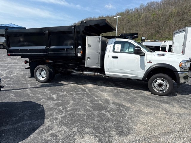 2024 RAM 5500 Chassis Tradesman/SLT