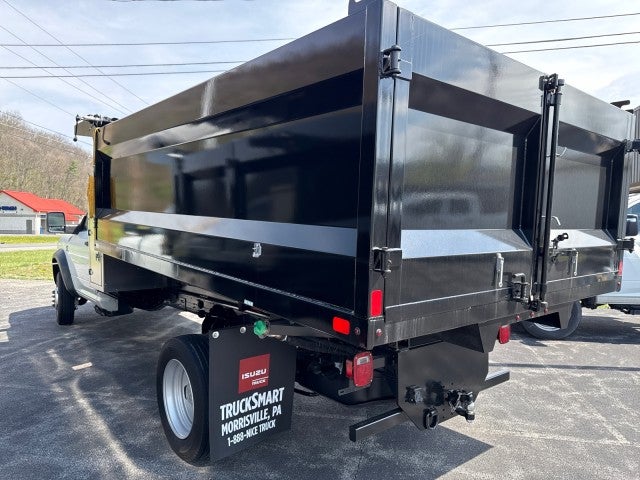 2024 RAM 5500 Chassis Tradesman/SLT