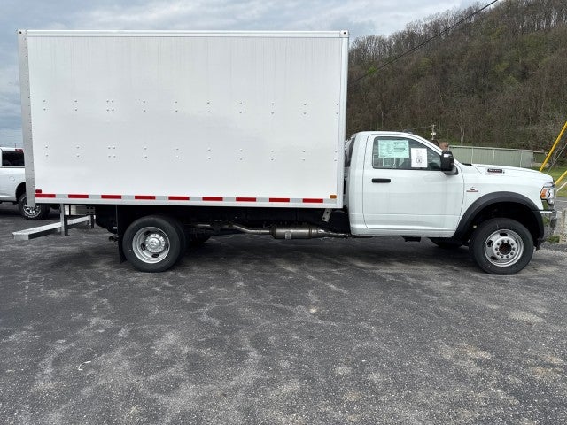 2024 RAM 5500 Chassis Tradesman/SLT