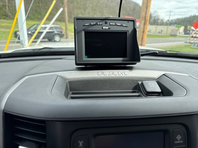 2024 RAM 5500 Chassis Tradesman/SLT