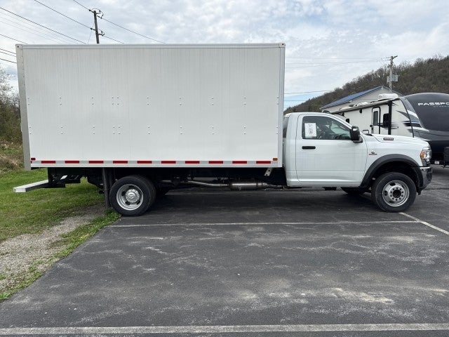 2024 RAM 5500 Chassis Tradesman/SLT