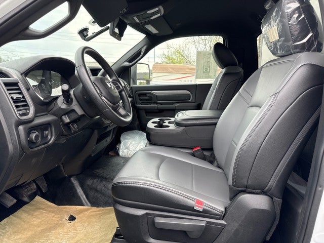 2024 RAM 5500 Chassis Tradesman/SLT