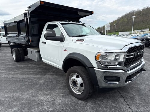 2024 RAM 5500 Chassis Tradesman/SLT