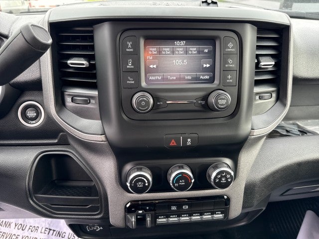 2024 RAM 5500 Chassis Tradesman/SLT