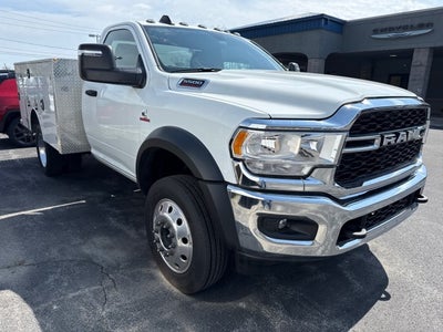 2024 RAM 5500 Chassis Tradesman/SLT