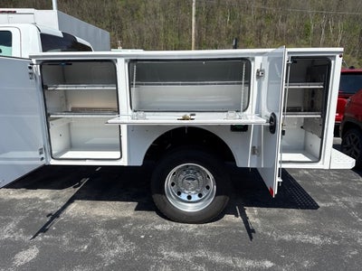 2024 RAM 5500 Chassis Tradesman/SLT