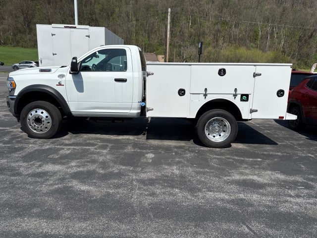 2024 RAM 5500 Chassis Tradesman/SLT