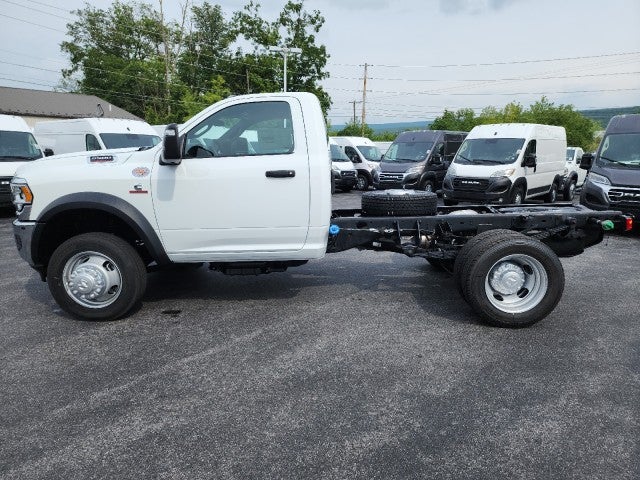 2024 RAM Ram 5500 Chassis Cab RAM 5500 TRADESMAN CHASSIS REGULAR CAB 4X4 60' CA